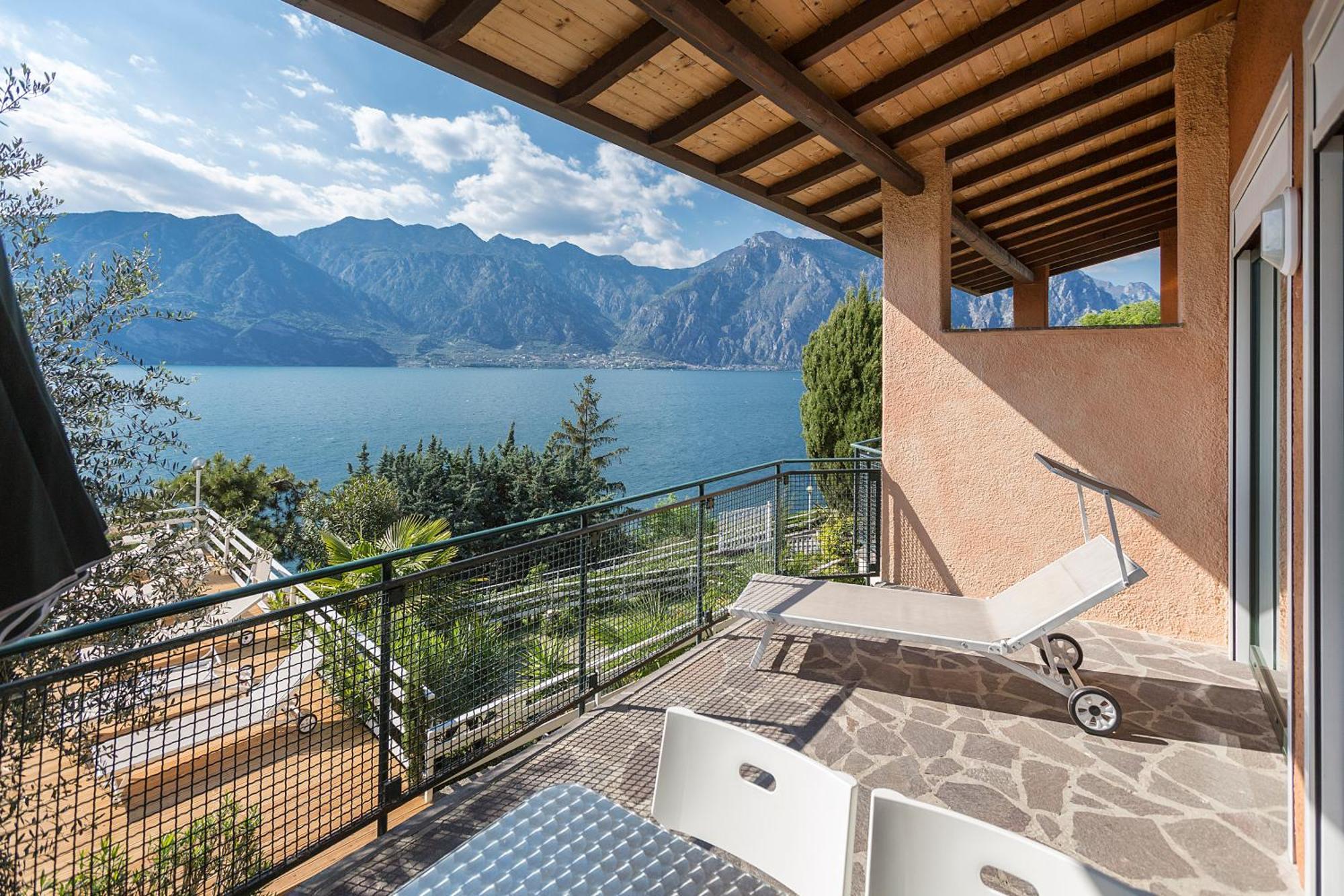 Residence Parco Lago Di Garda Malcesine Exterior foto