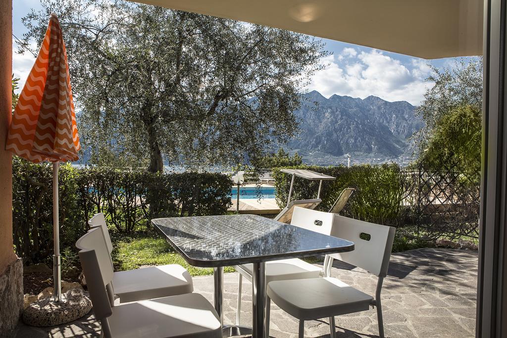 Residence Parco Lago Di Garda Malcesine Exterior foto